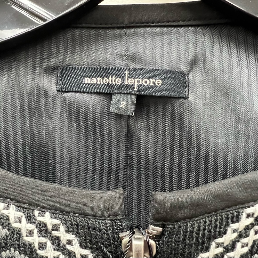 Nanette Lepore Zip Up Tribal Lined Coat - Picture 10 of 12